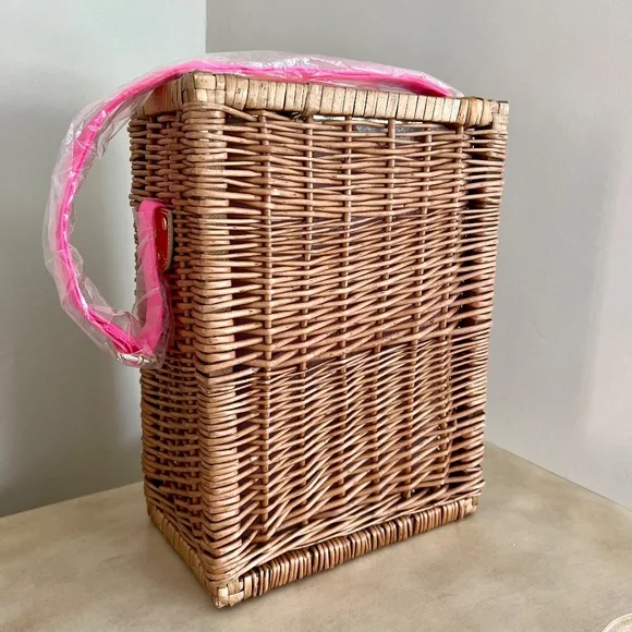 🎀Lilly Pulitzer Wine / Beverage Basket🎀 - Picture 9 of 14